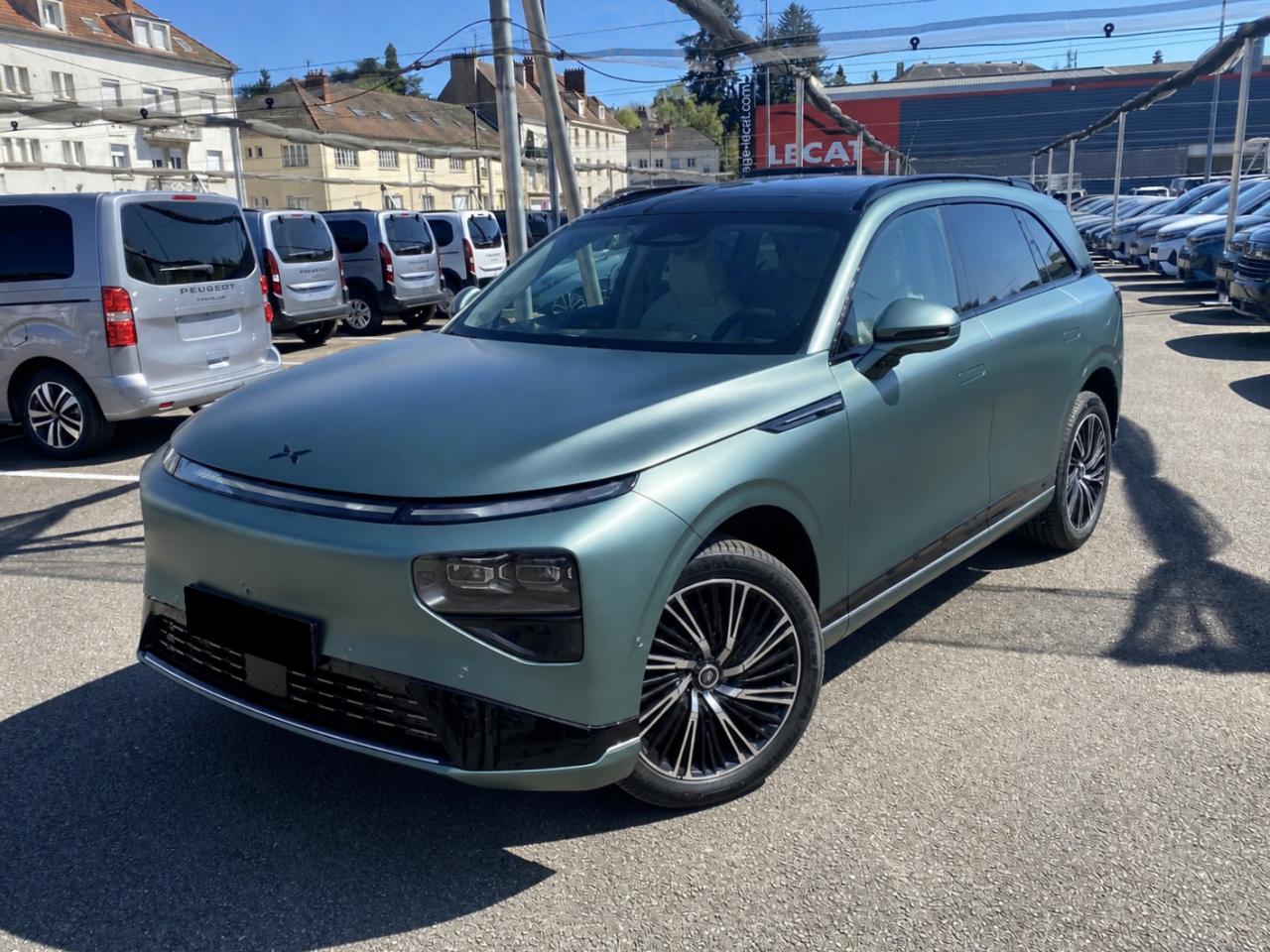 XPENG G9 575 AWD PERFORMANCE 93,1 KWH CUIR NOIR / ATTELAGE / SIEGES MASSANTS / AUDIO DYNAUDIO