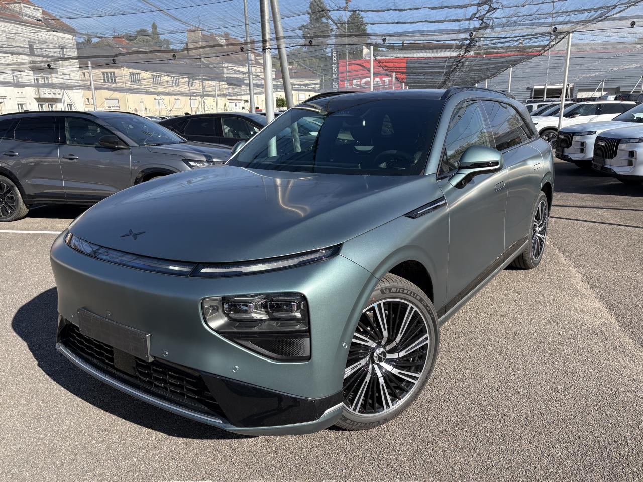 XPENG G9 575 AWD PERFORMANCE 93.1 KWH CUIR NOIR NAPPA / ATTELAGE / SIEGES MASSANTS