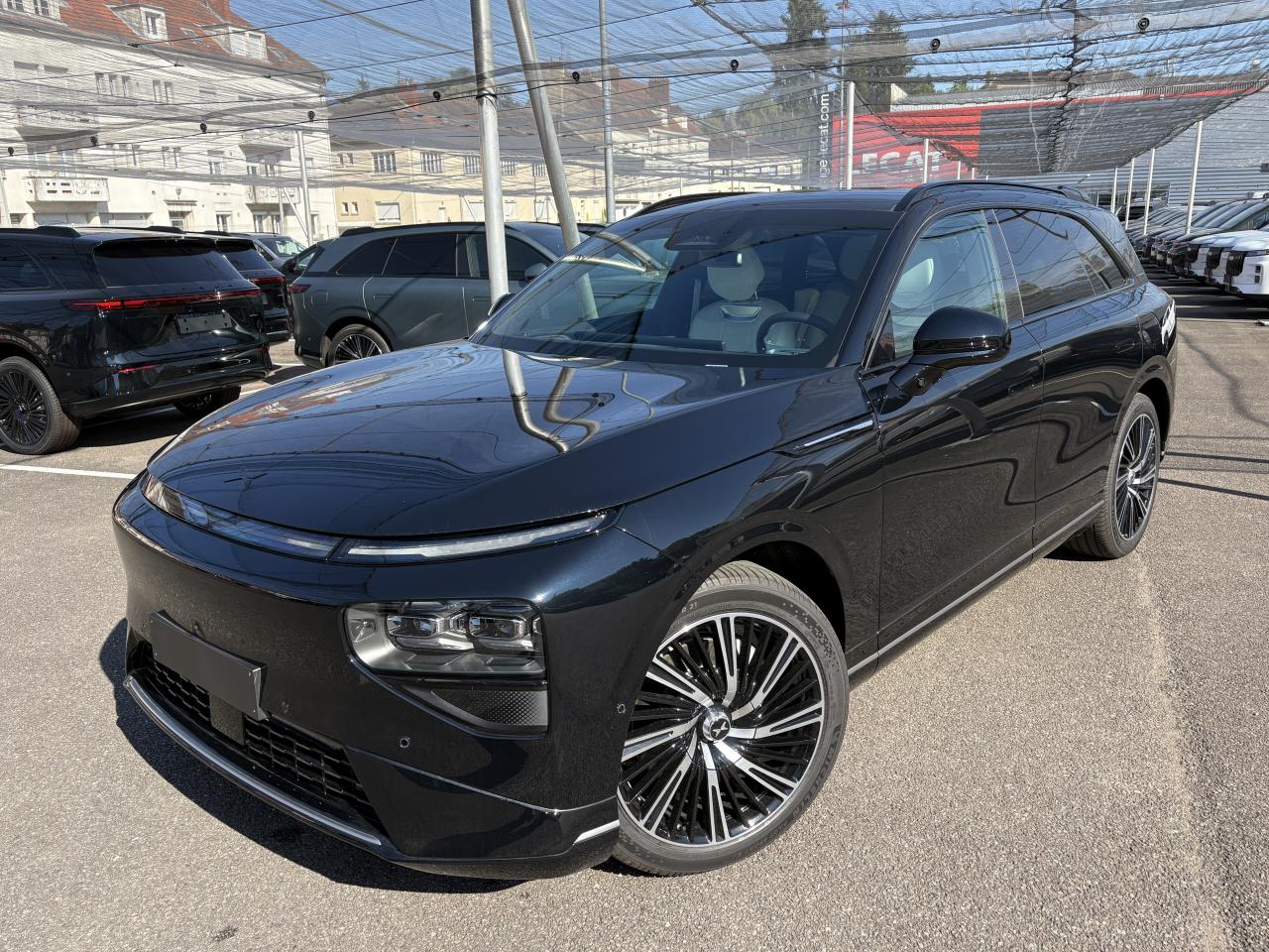 XPENG G9 575 AWD PERFORMANCE 93.1 KWH CUIR NOIR NAPPA / ATTELAGE / SIEGES MASSANTS / AUDIO DY