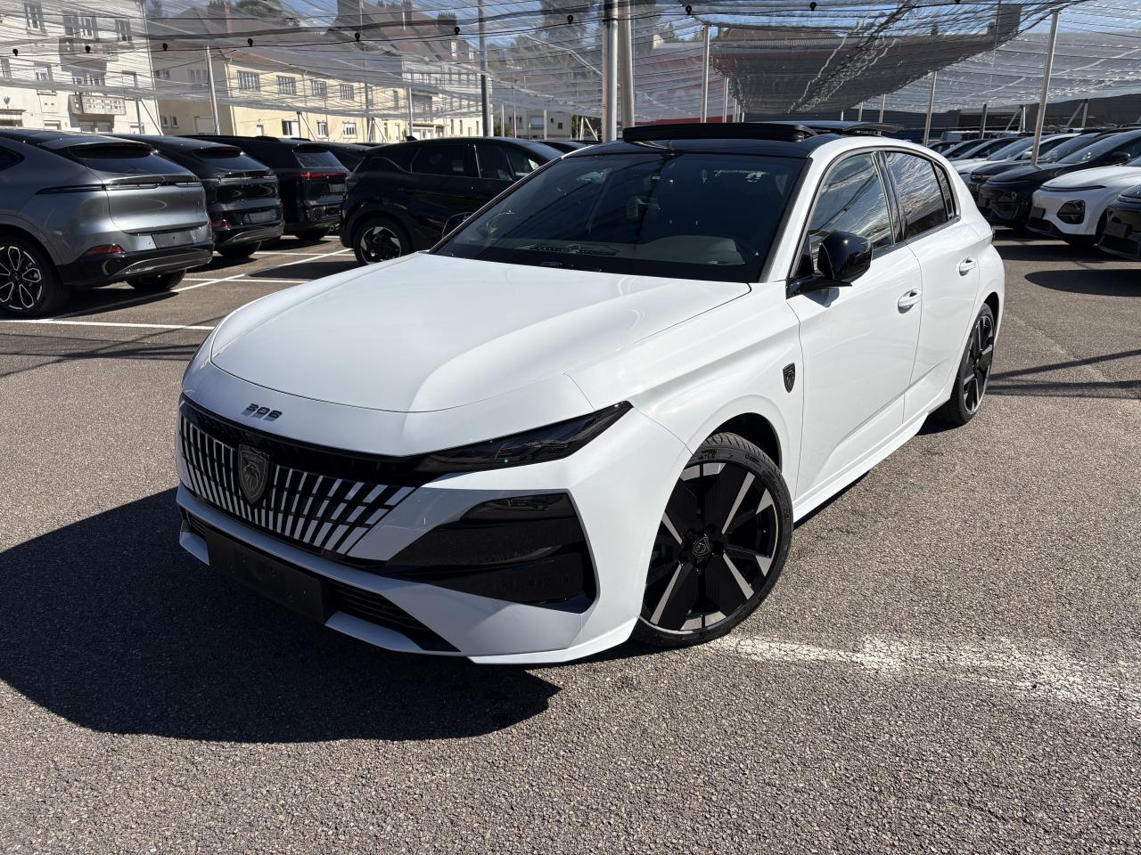 PEUGEOT 308