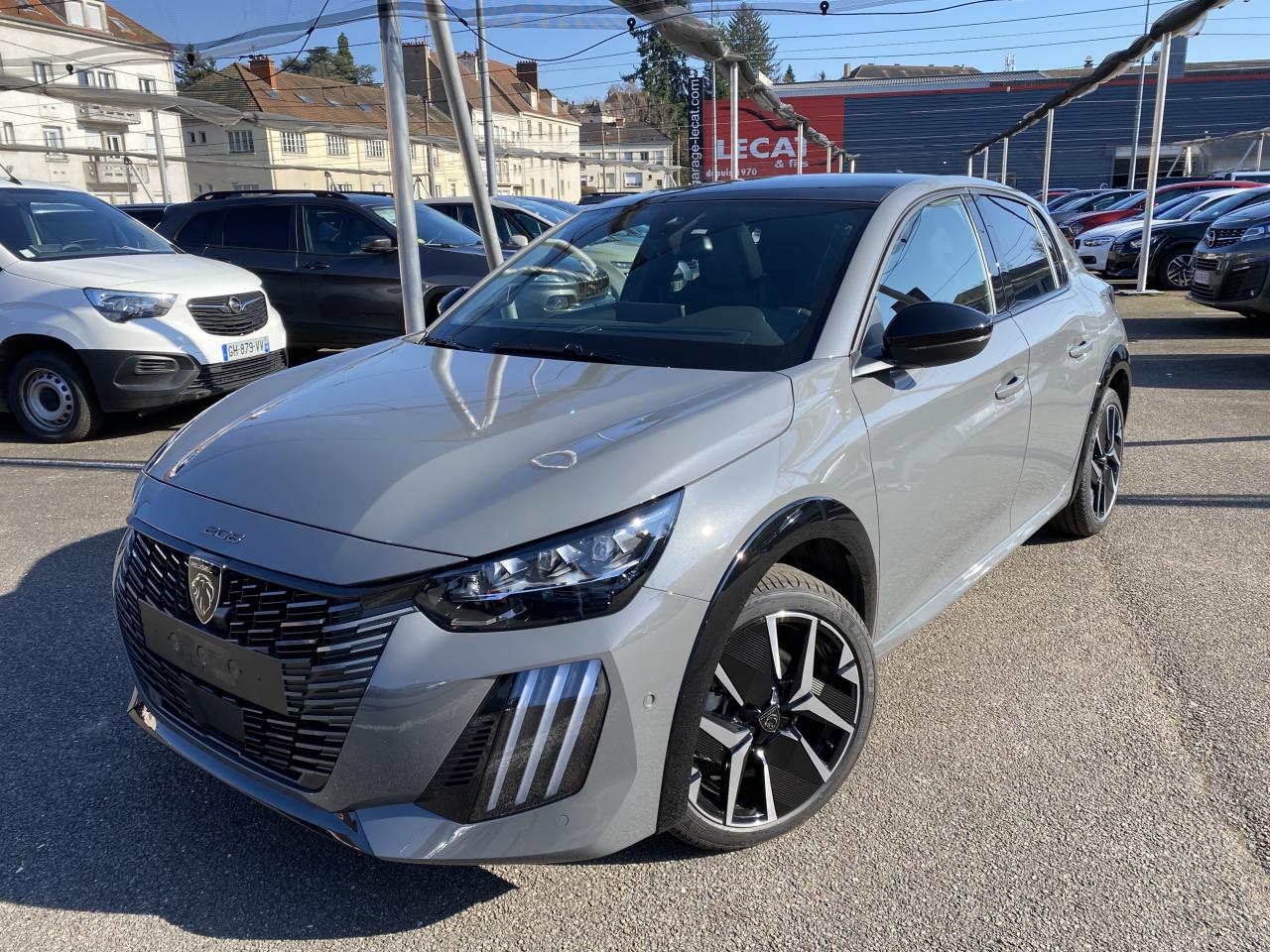 PEUGEOT 208