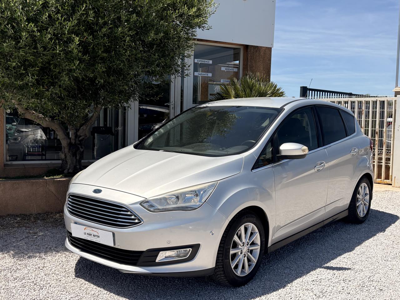 FORD C-MAX 1.5 TDCi  120 CV  Business Nav / GPS / BLUETOOTH /  REGULATEUR / ETAT REMARQUABLE