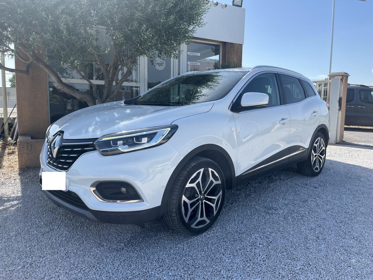 RENAULT KADJAR 1.5 Blue dCi - 115 CV  INTENS 57350 KM  / CAMERA / REGULATEUR/ SEMI CUIR / ATTELAGE