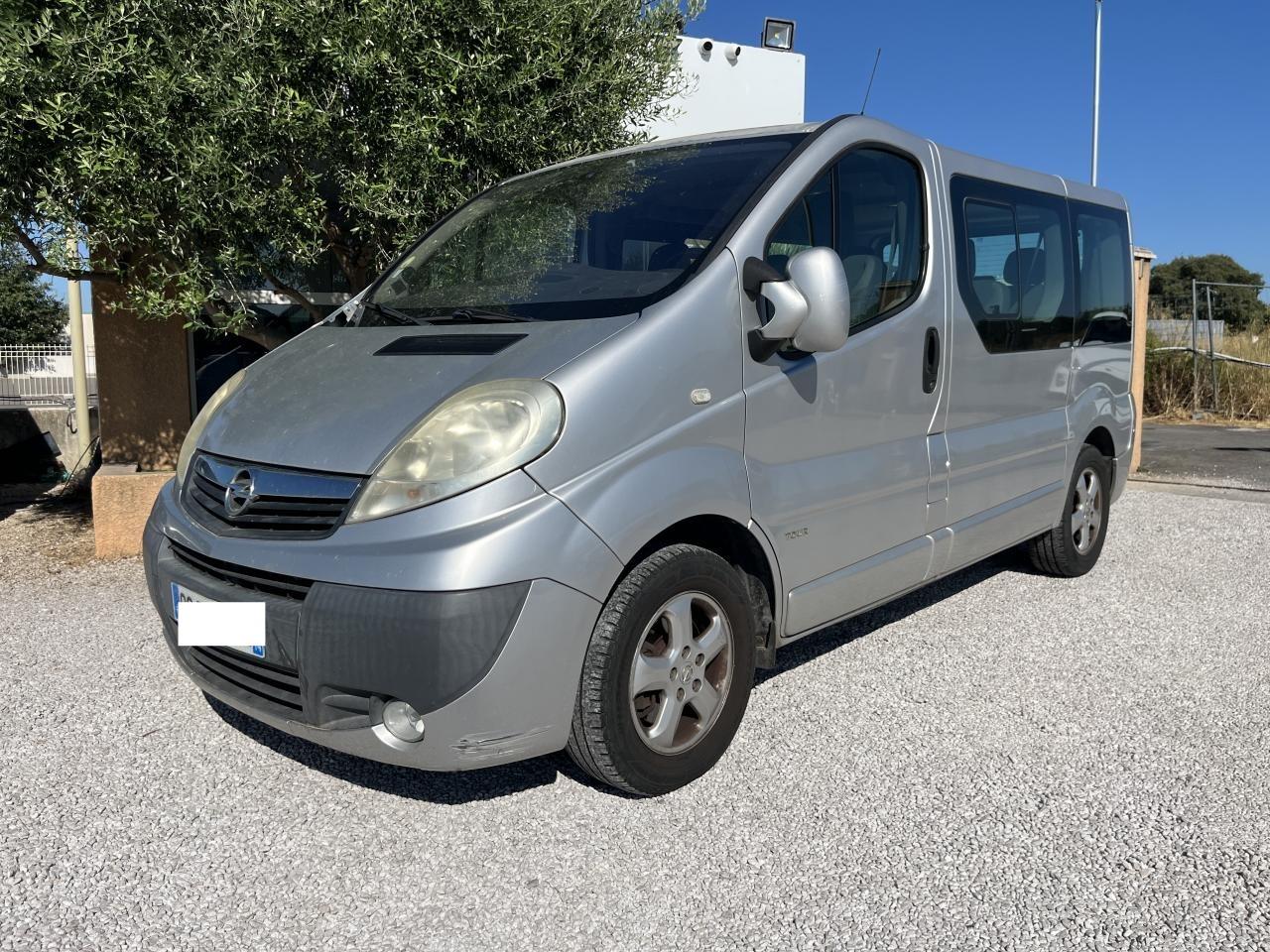 OPEL VIVARO 2.0 CDTI - 115 CV  Euro 5  COMBI  8 PLACES TOUR  COSMO PHASE 3/ GPS / RADAR/ CLIM / 1ERE MAIN