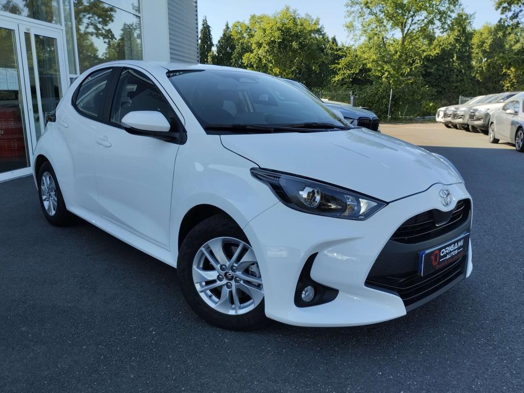 TOYOTA YARIS HYBRID 116h BV e-CVT DYNAMIC BUSINESS (MC24)