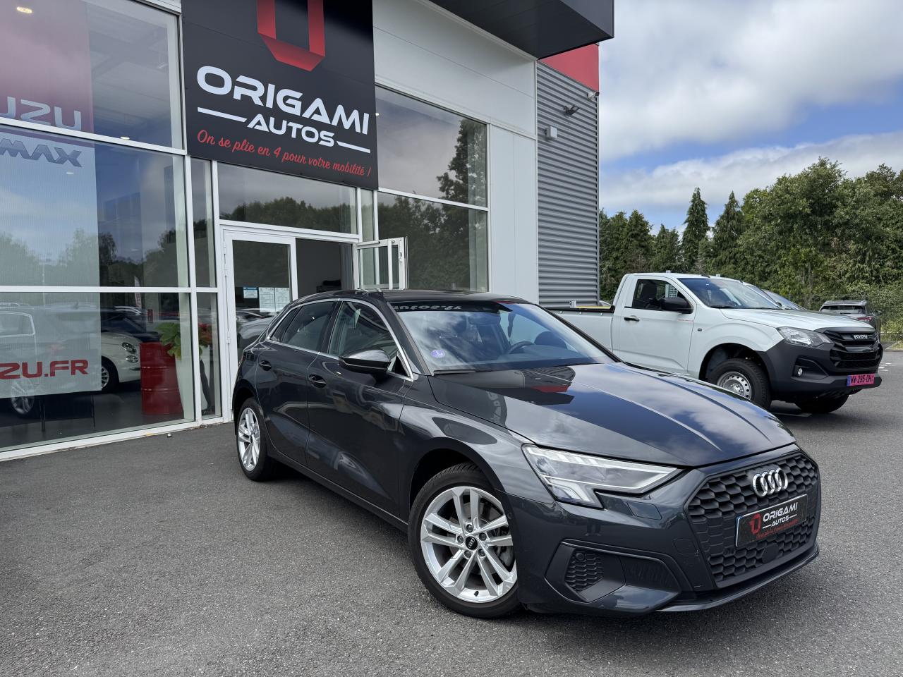 AUDI A3 SPORTBACK SPORTBACK BUSINESS EXECUTIVE 40 TFSI e 204 S-Tronic 6 8Y 2024