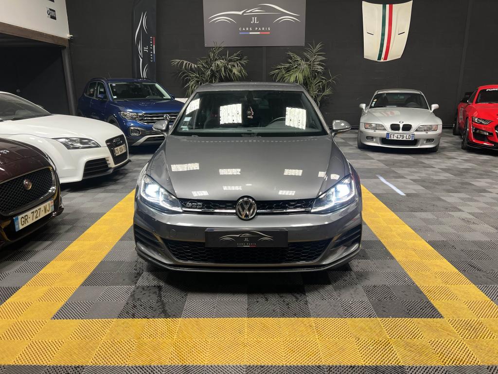 VOLKSWAGEN GOLF