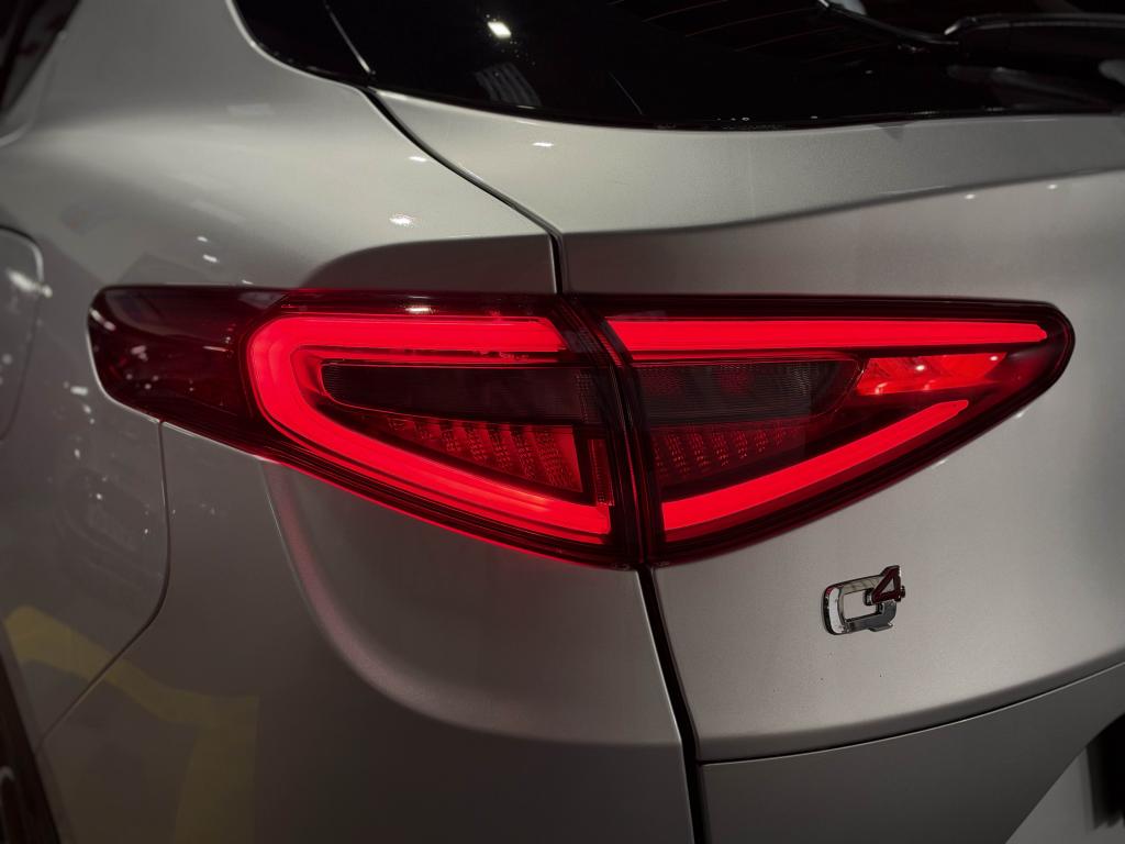Thumbnail 16