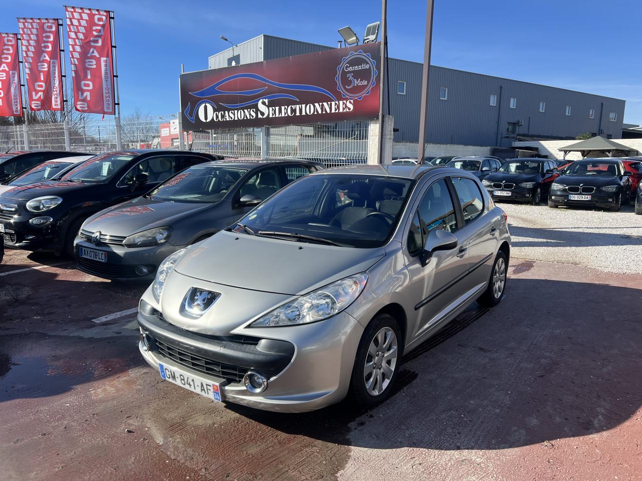 PEUGEOT 207