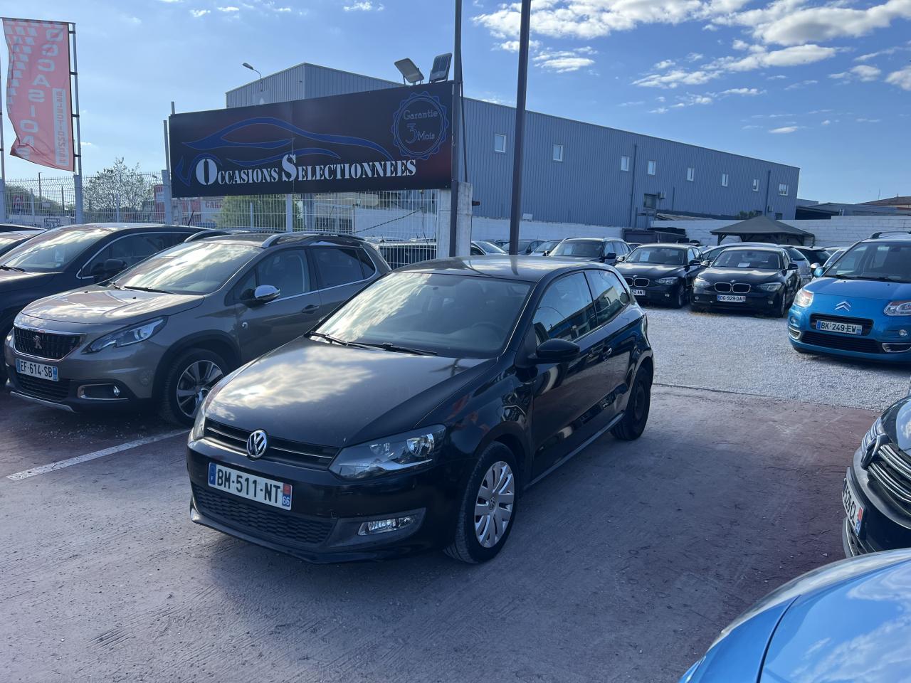 VOLKSWAGEN POLO