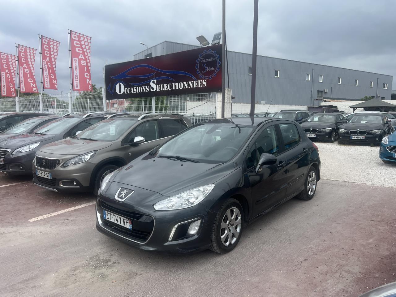 PEUGEOT 308