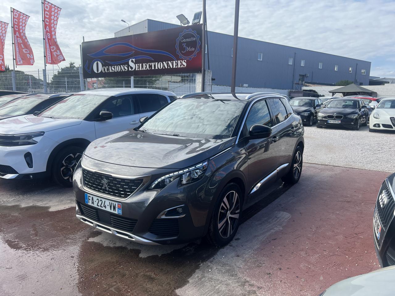 PEUGEOT 3008