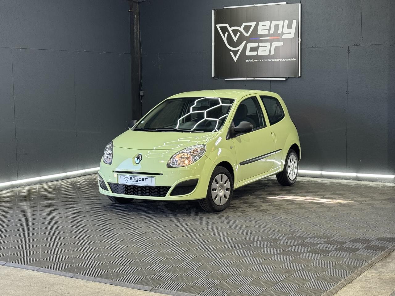 RENAULT TWINGO