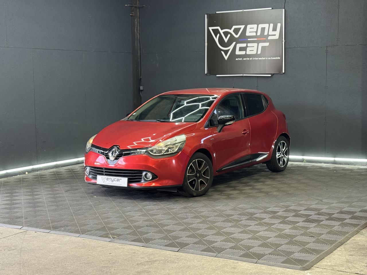 RENAULT CLIO