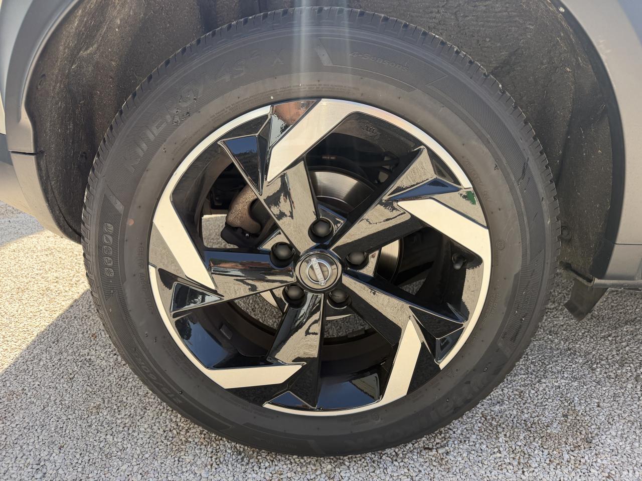 Thumbnail 12