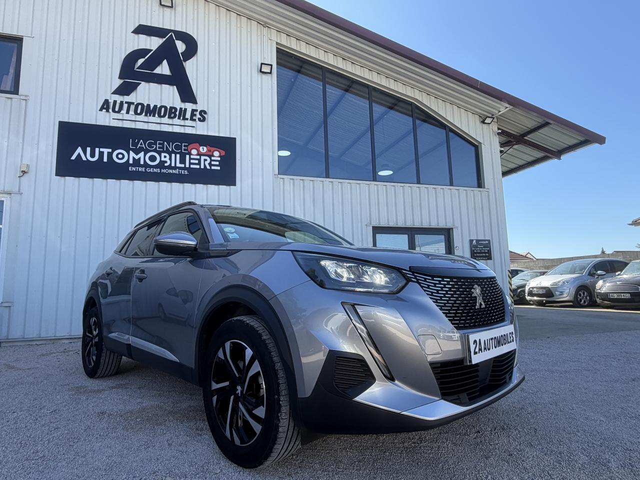 PEUGEOT 2008