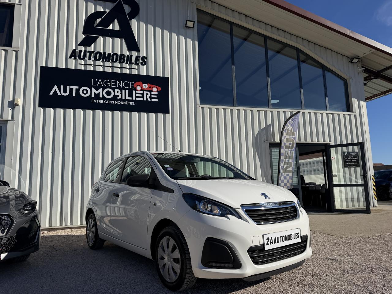 PEUGEOT 108