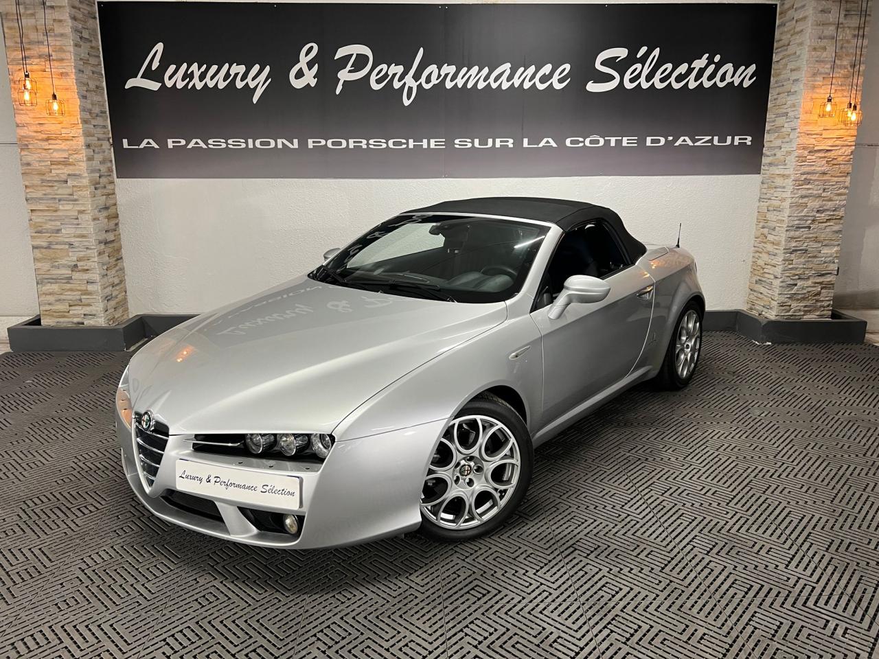 Alfa Romeo Spider Cabriolet – Hard Top Gris – 1/18 JOUEF EVOLUTION – Occasion Sans Boîte