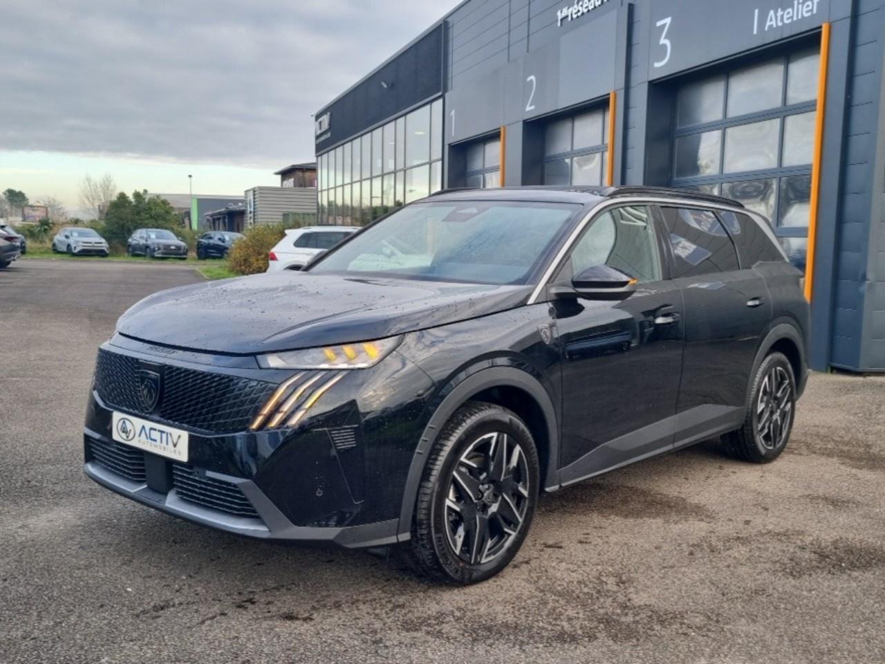 PEUGEOT 5008