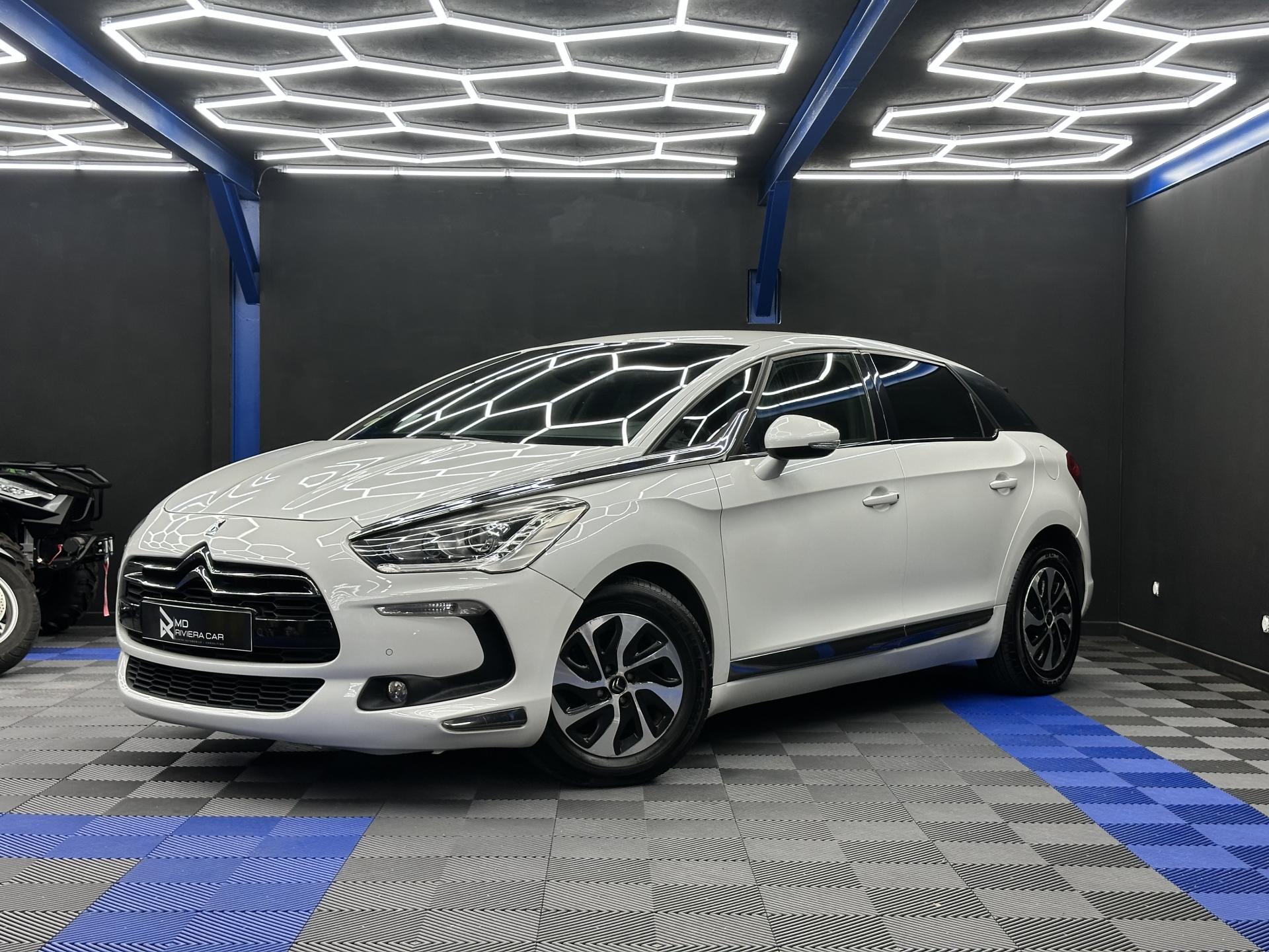 DS DS5 1.6 e-HDi 112CH BMP6  - FINITION CHIC