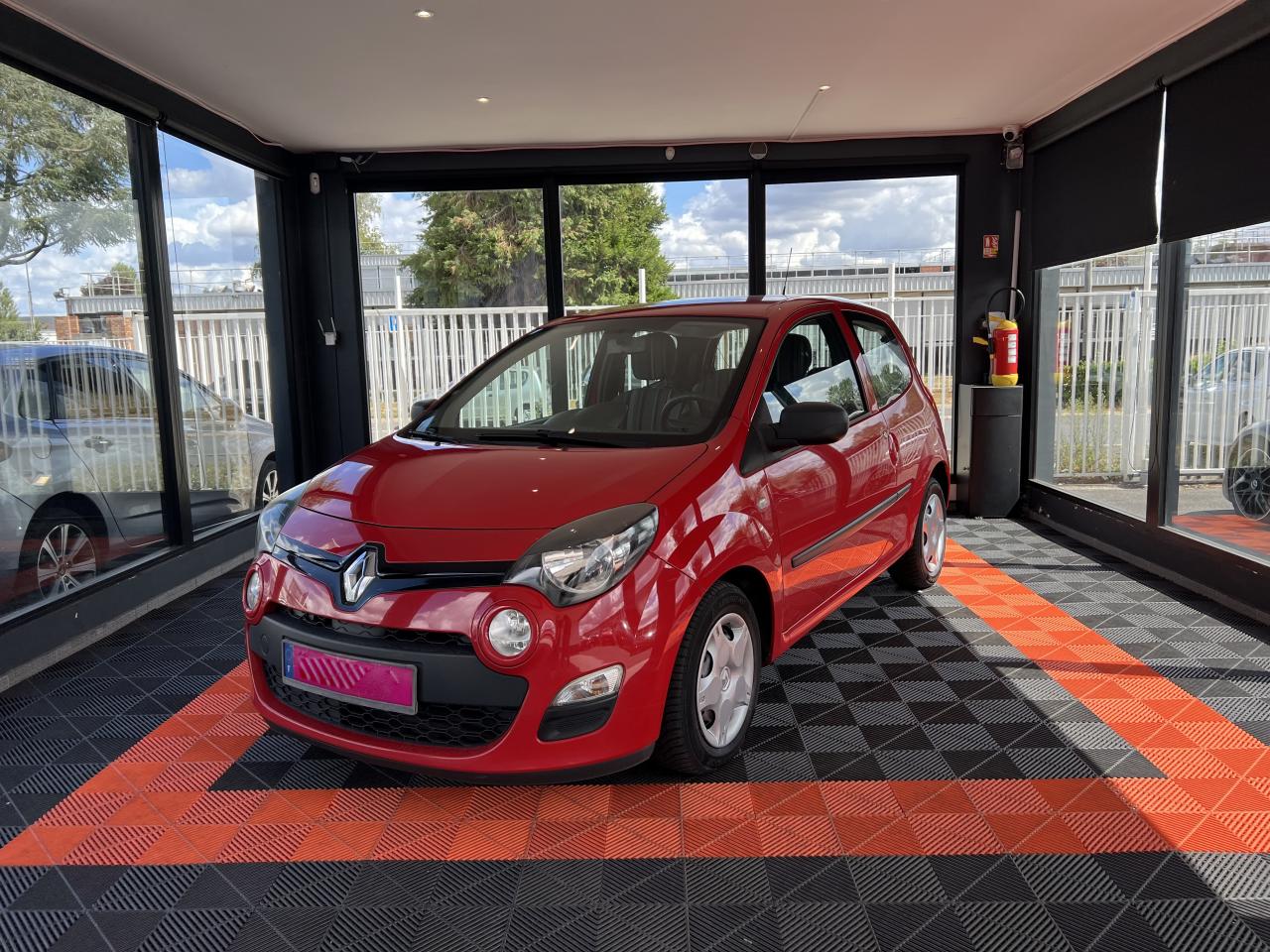 RENAULT TWINGO