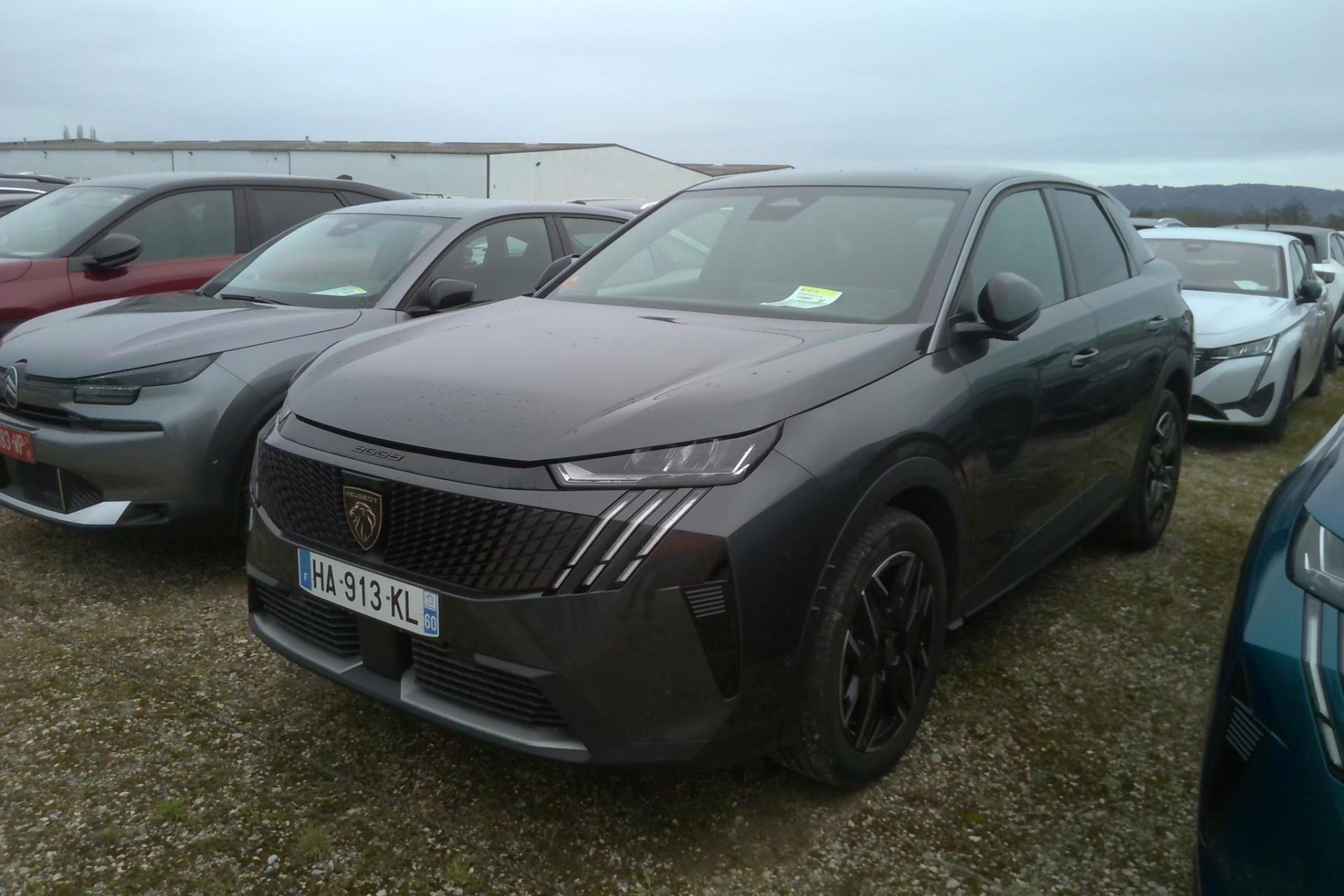 PEUGEOT 3008