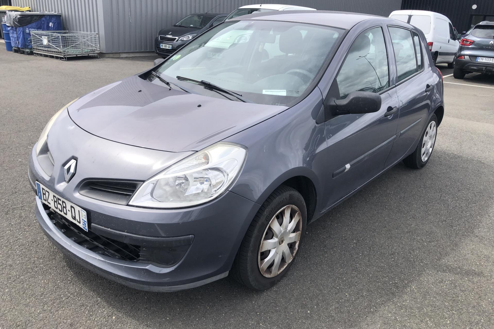 RENAULT CLIO