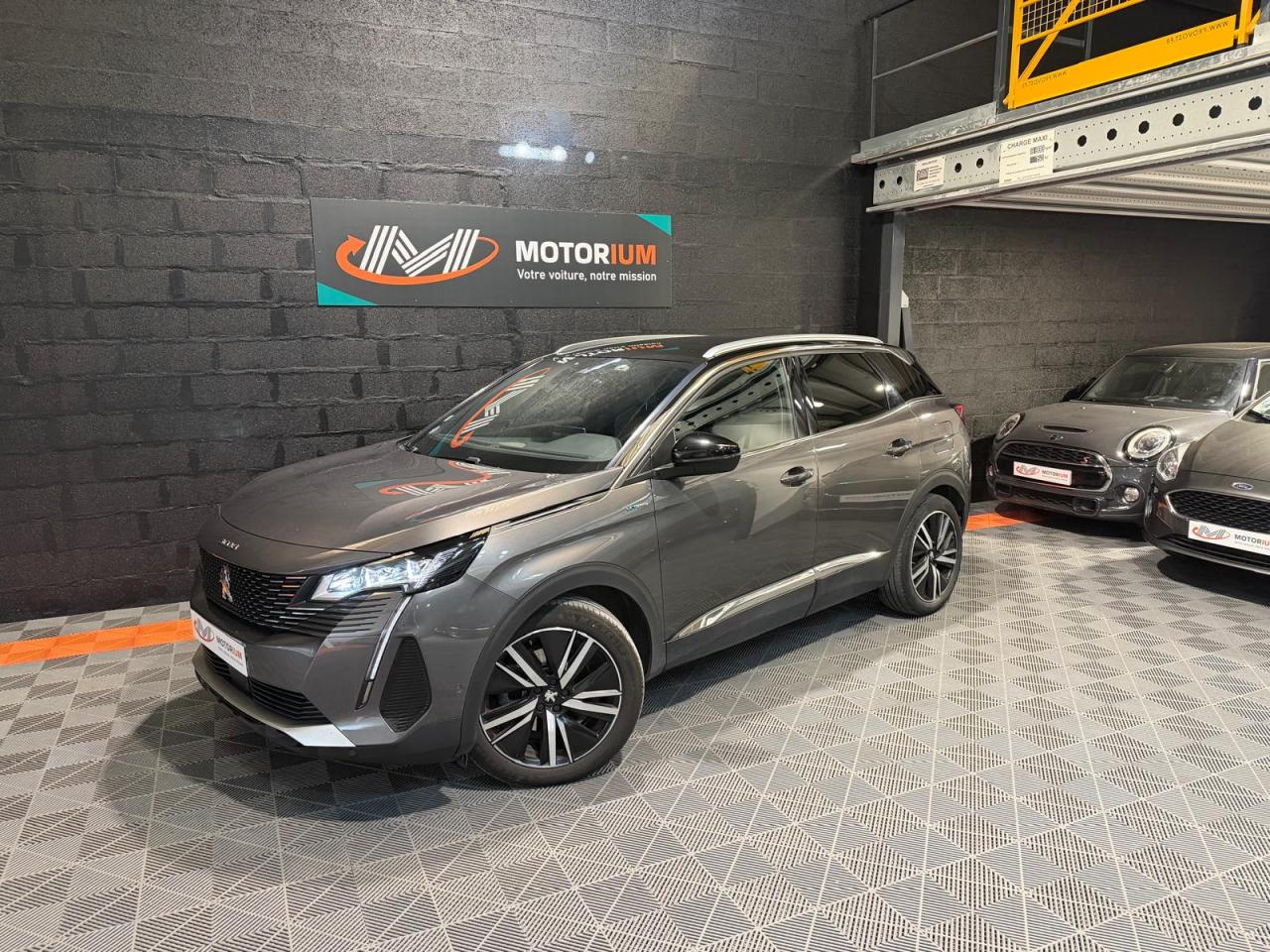 PEUGEOT 3008