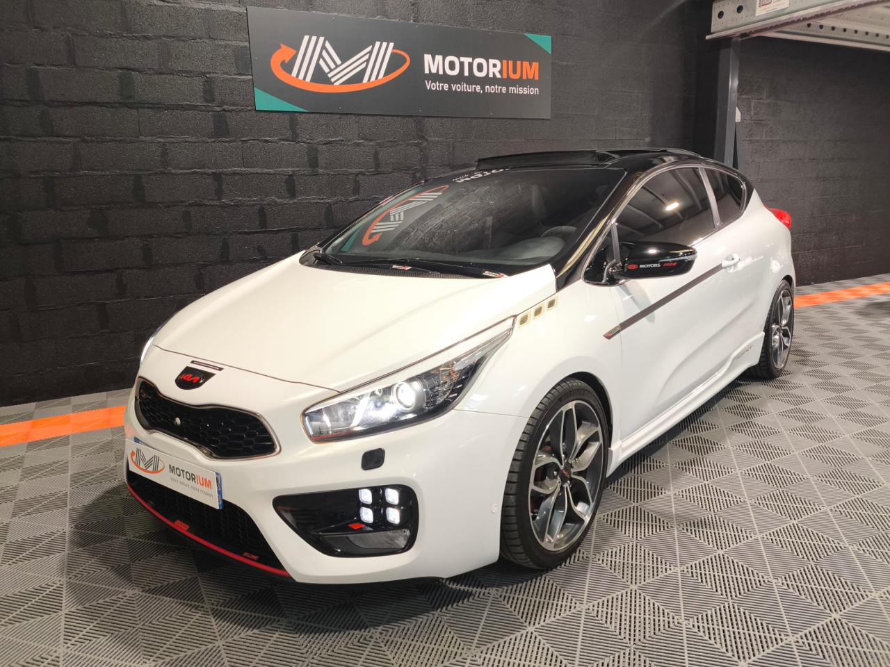 KIA PRO CEE D 1.6 T-GDi - 204 GT PHASE 2