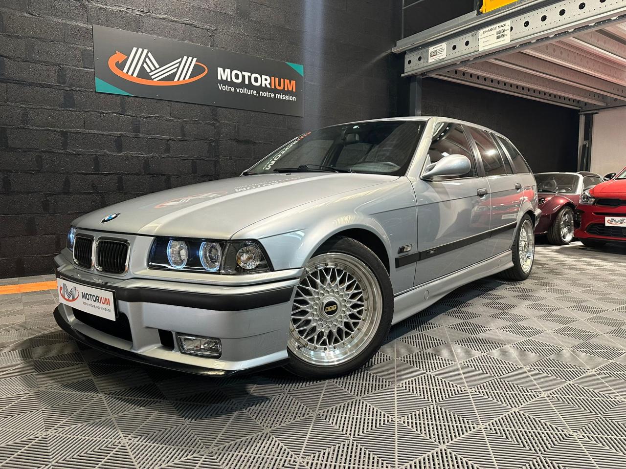 BMW SERIE 3