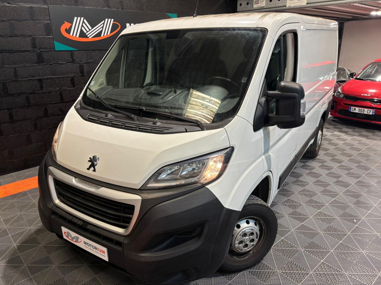 PEUGEOT BOXER