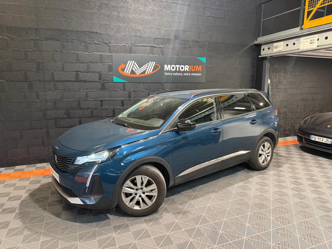 PEUGEOT 5008