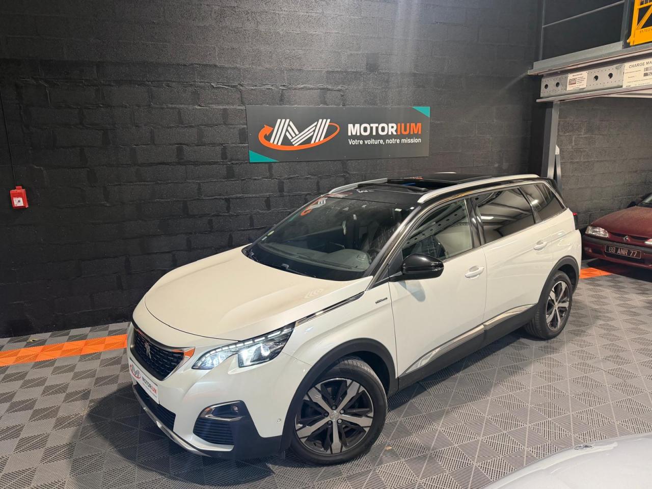 PEUGEOT 5008
