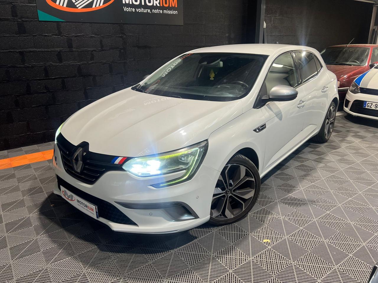 RENAULT MEGANE