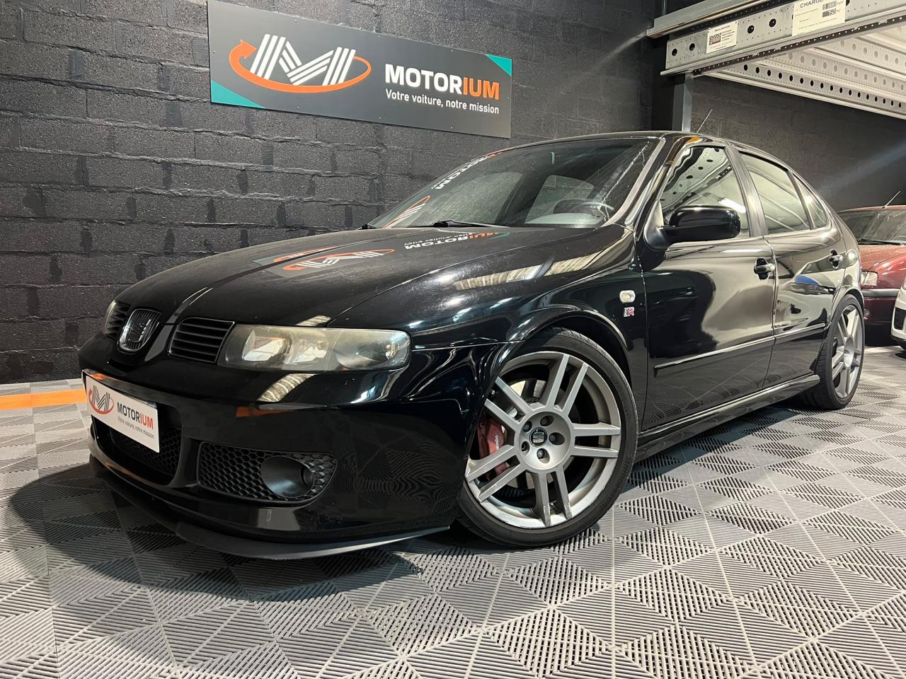 SEAT LEON CUPRA R