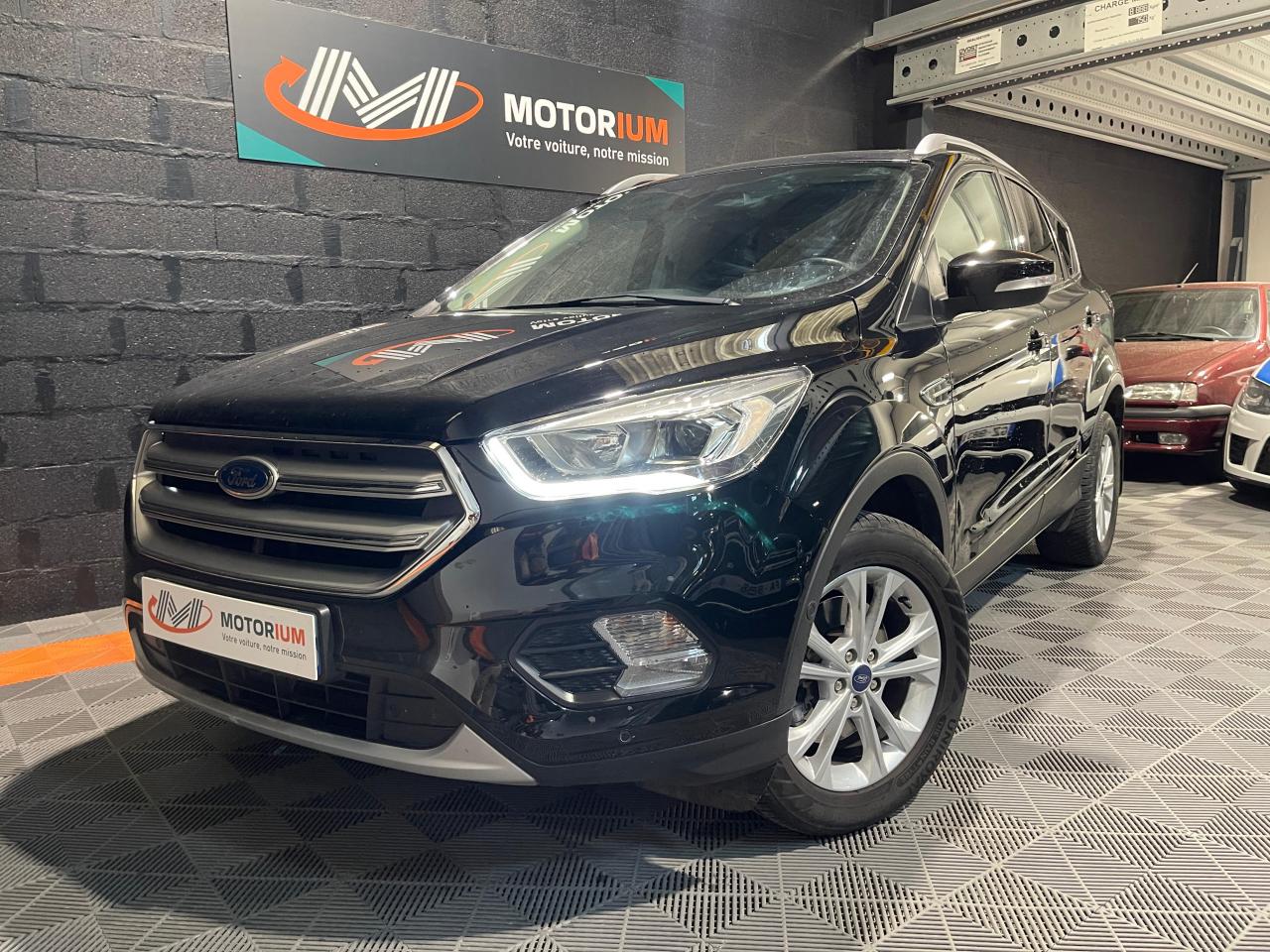 FORD KUGA 2.0 TDCi - 150cv - CARPLAY - ATTELAGE
