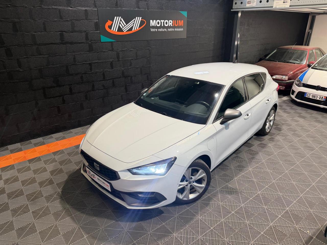 SEAT LEON