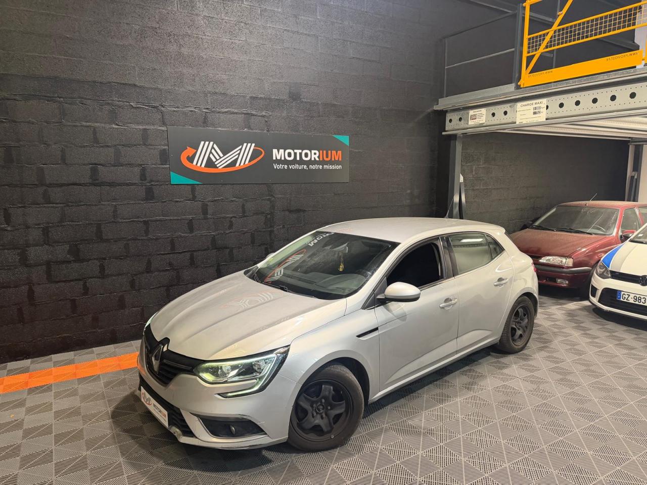 RENAULT MEGANE