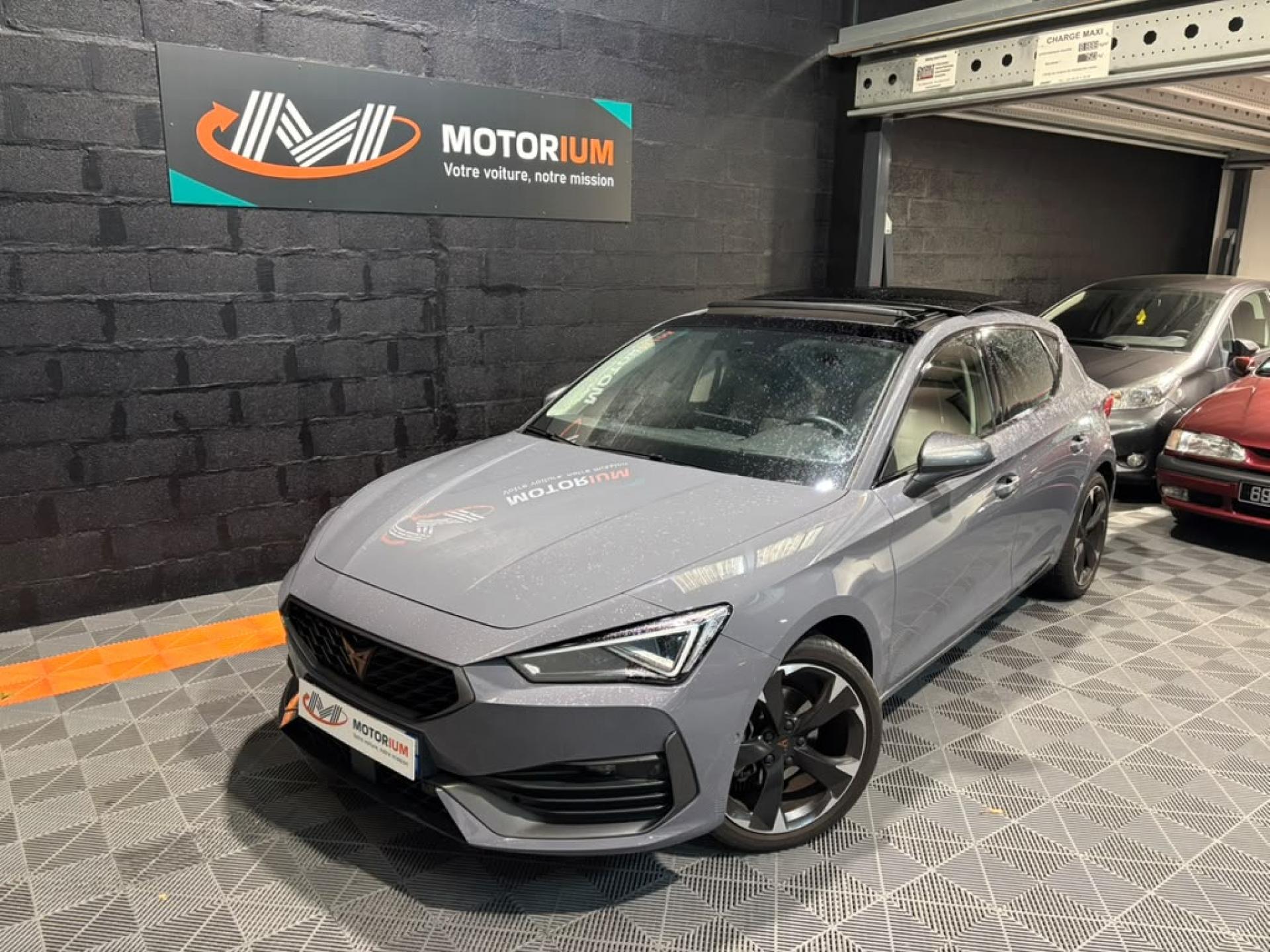 CUPRA Leon 2.0 TDI - 150CV - CAM DE RECUL - CARPLAY - TOIT OUVRANT