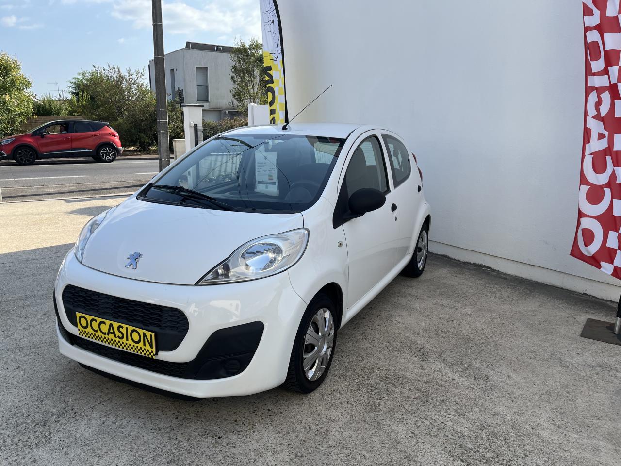PEUGEOT 107