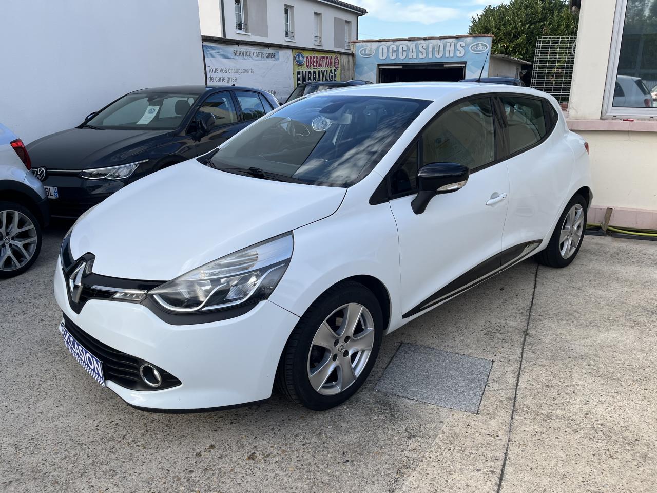 RENAULT CLIO