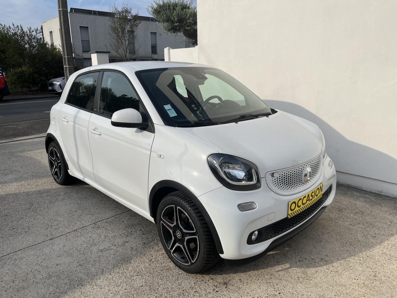 SMART FORFOUR Smart 1.0i - 71 CH monochrome