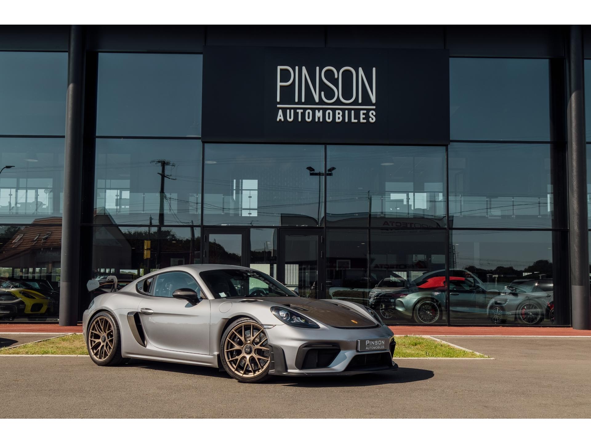 PORSCHE 718 CAYMAN