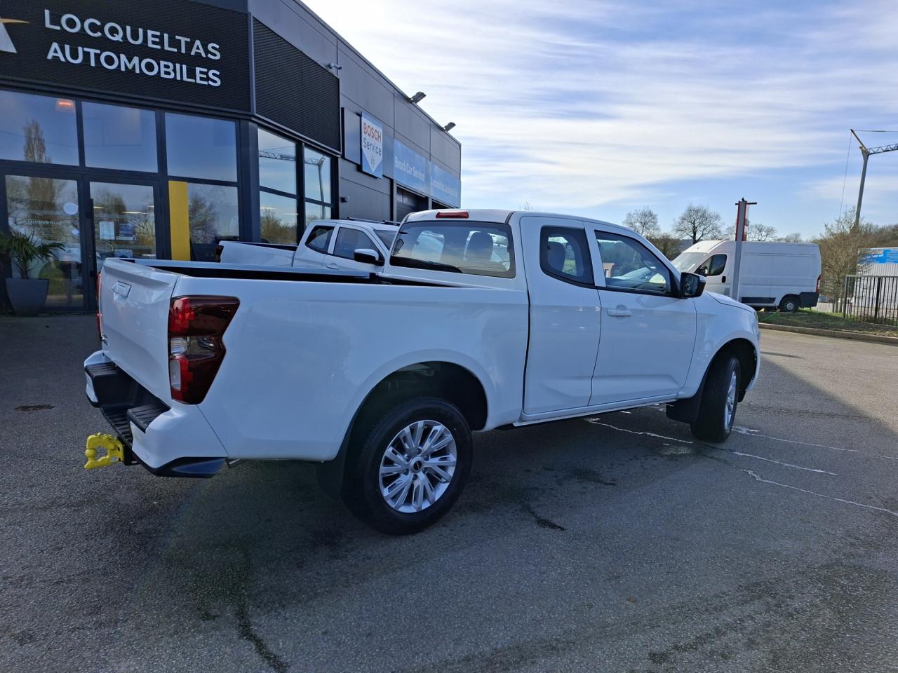 Thumbnail 3