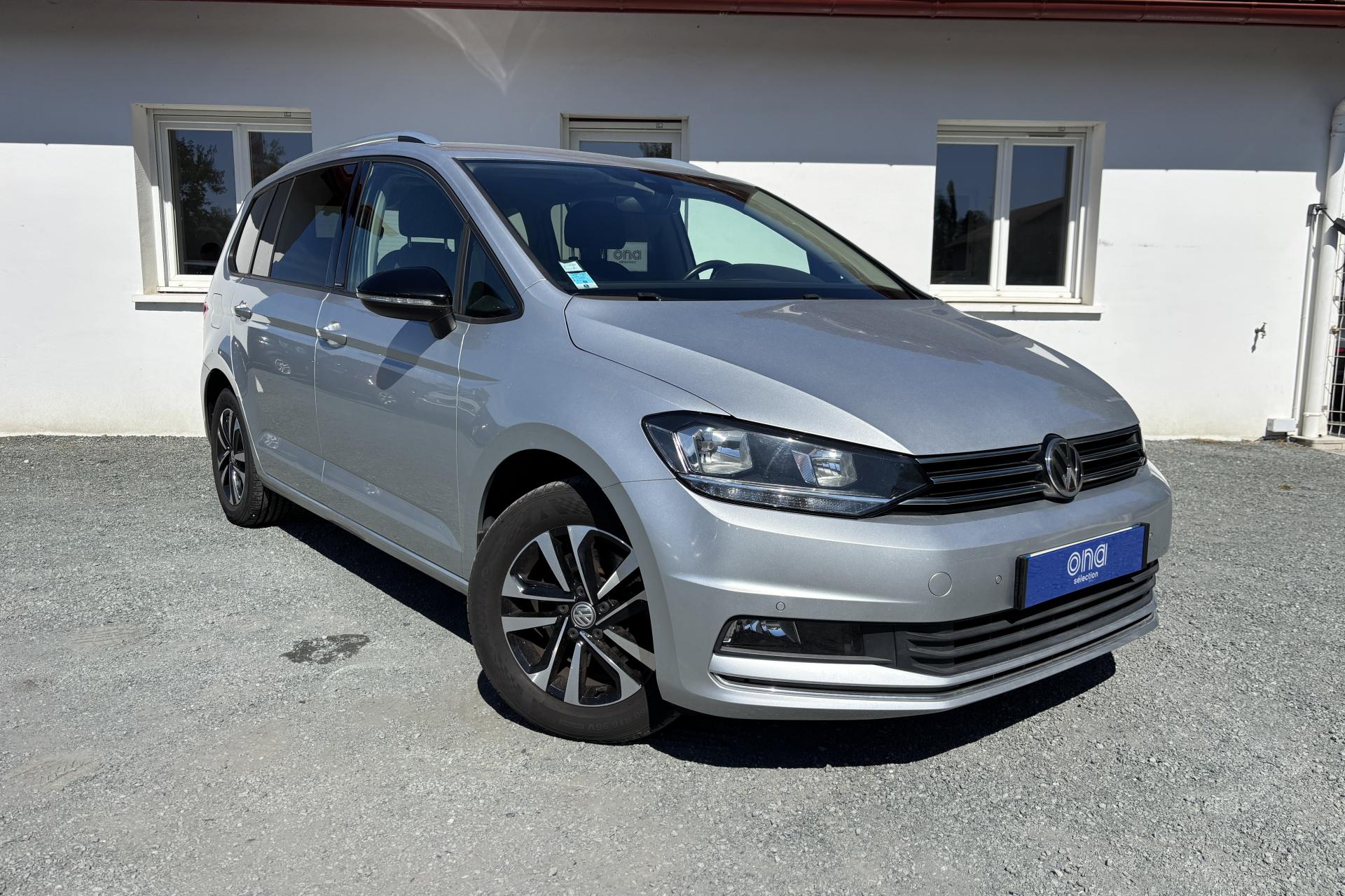 VOLKSWAGEN TOURAN 1.6 115 CH FAIBLE CONSOMMATION  7 PLACES IQ DRIVE CARLAY + CAMERA IDEM SCENIC TOURER J