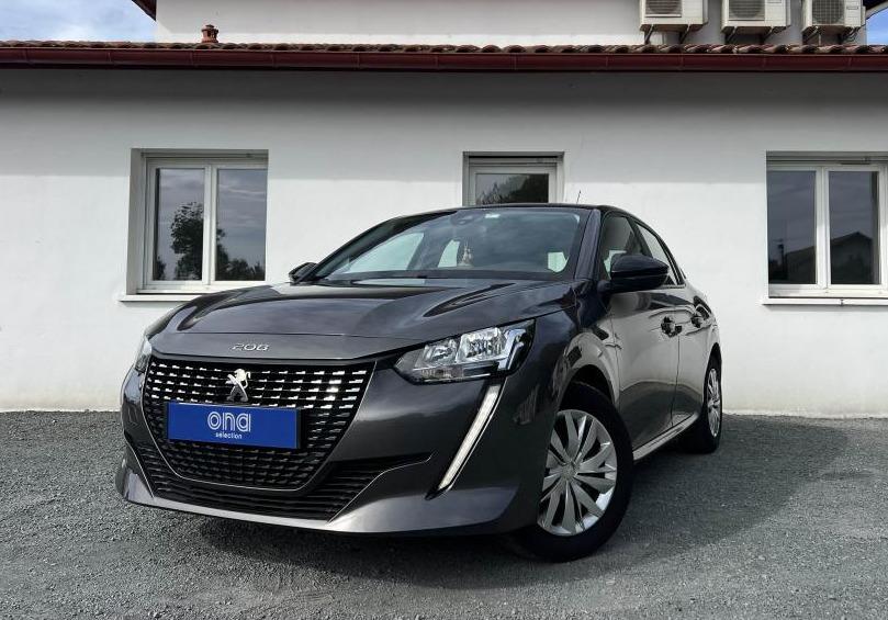 PEUGEOT 208