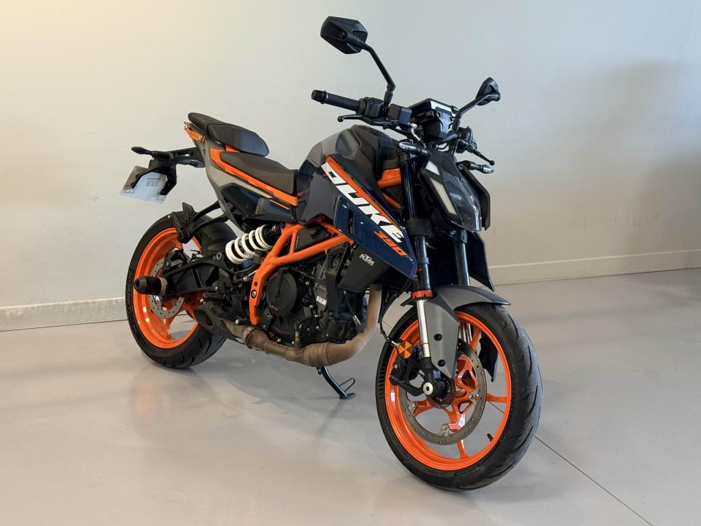 KTM 390 DUKE 2025