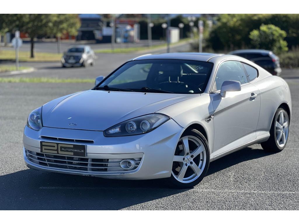 HYUNDAI COUPE