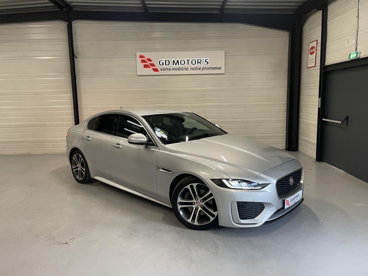 JAGUAR XE D180 - BVA  BERLINE R-Dynamic SE PHASE 2