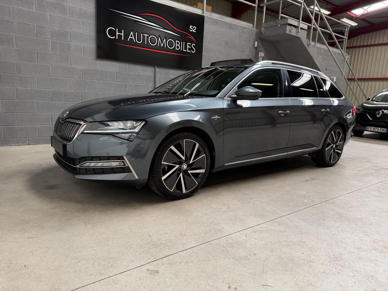 SKODA SUPERB COMBI